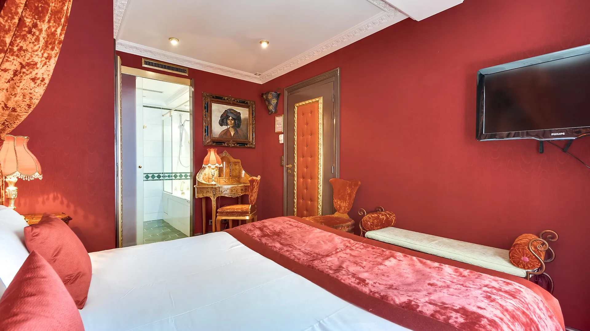 Hotel La Royale 4*