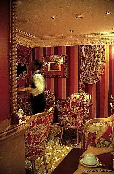 La Royale Hotel Paris