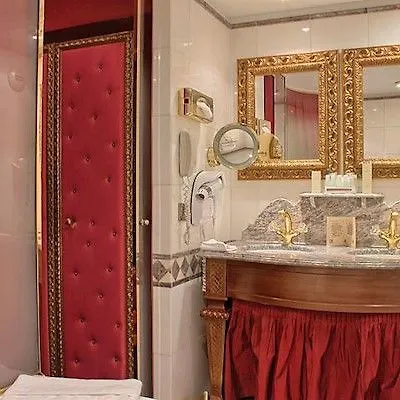 Hotel La Royale 4*